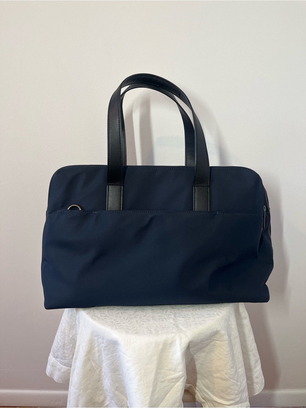 Away The Everywhere Bag in Navy Blue